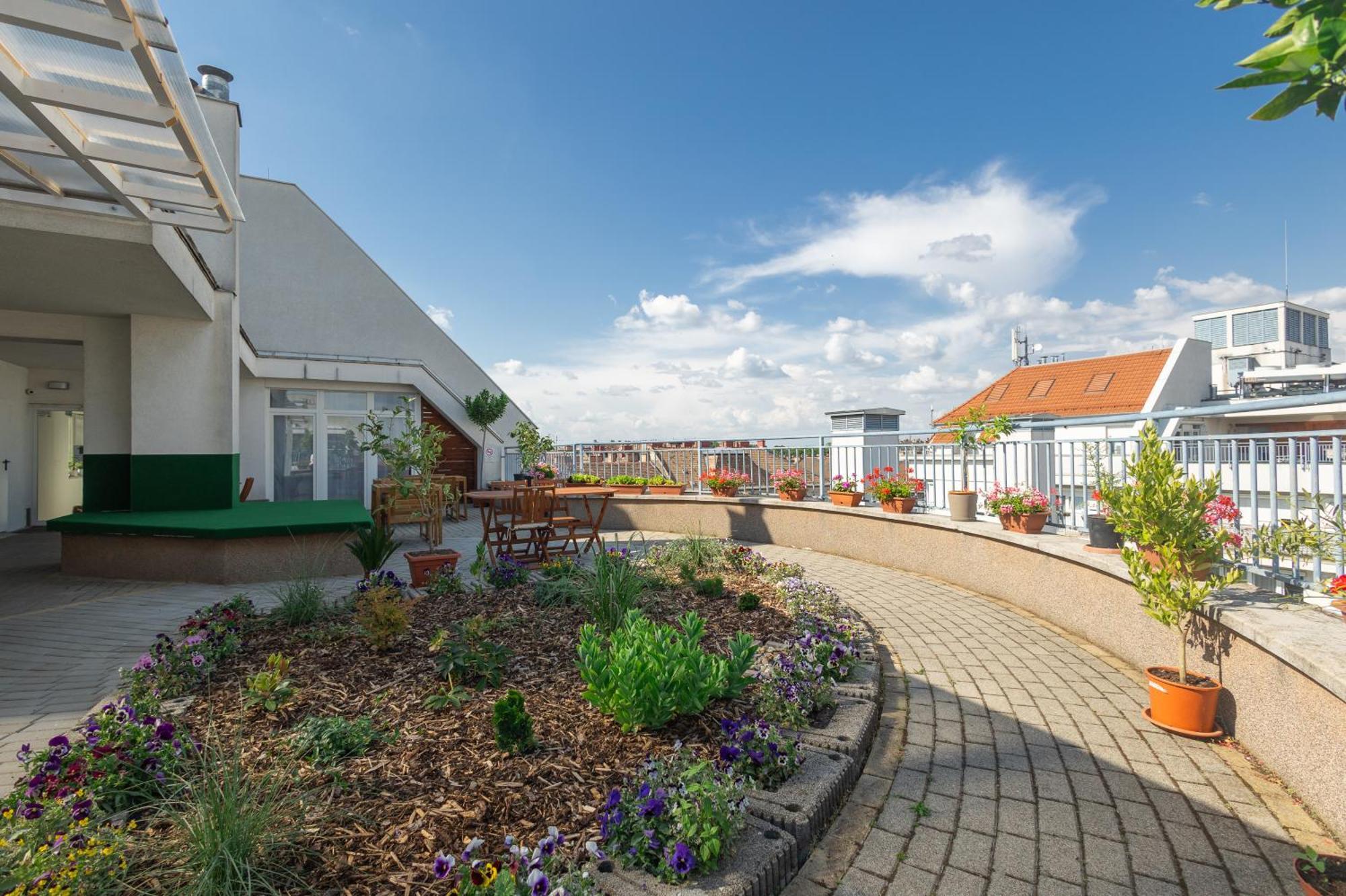 Готель Rooftop With Underground Parking Будапешт