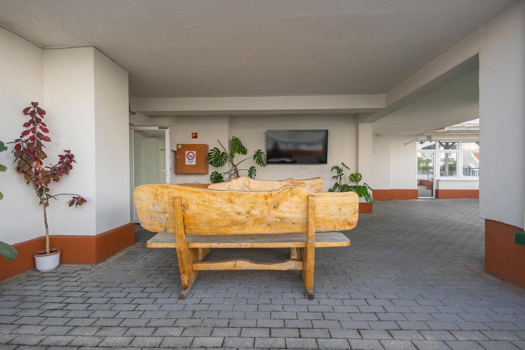 Rooftop With Underground Parking Hotel Budapest