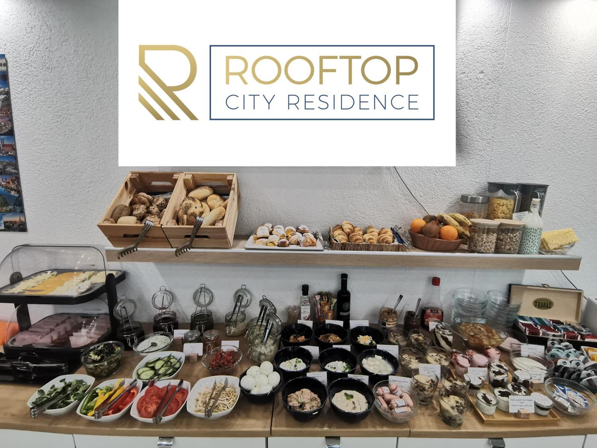Rooftop With Deep Garage 3* Budapest
