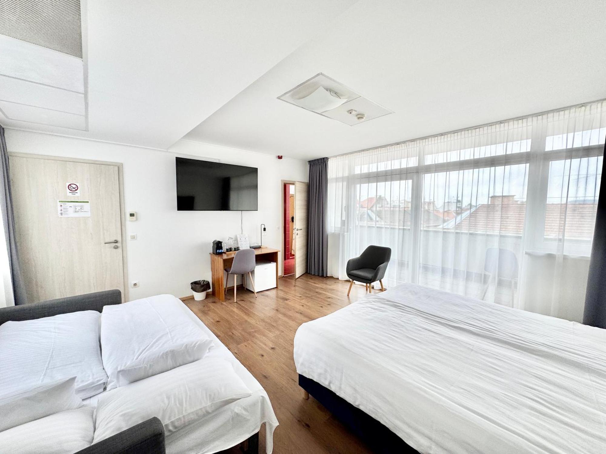 Hotel Rooftop With Underground Parking Budapest
